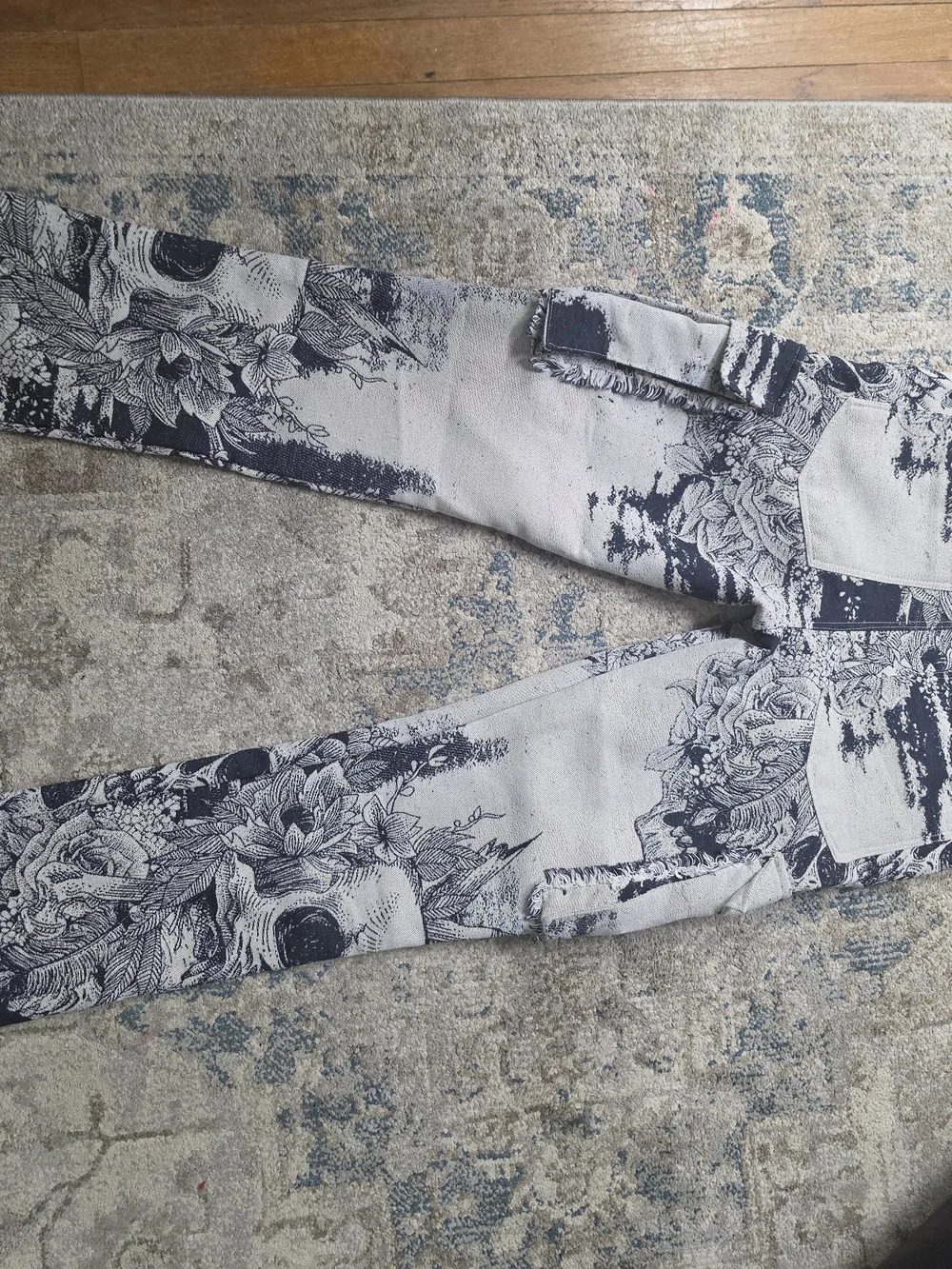 BKE Black & Cream Skull Print Cargo Pants